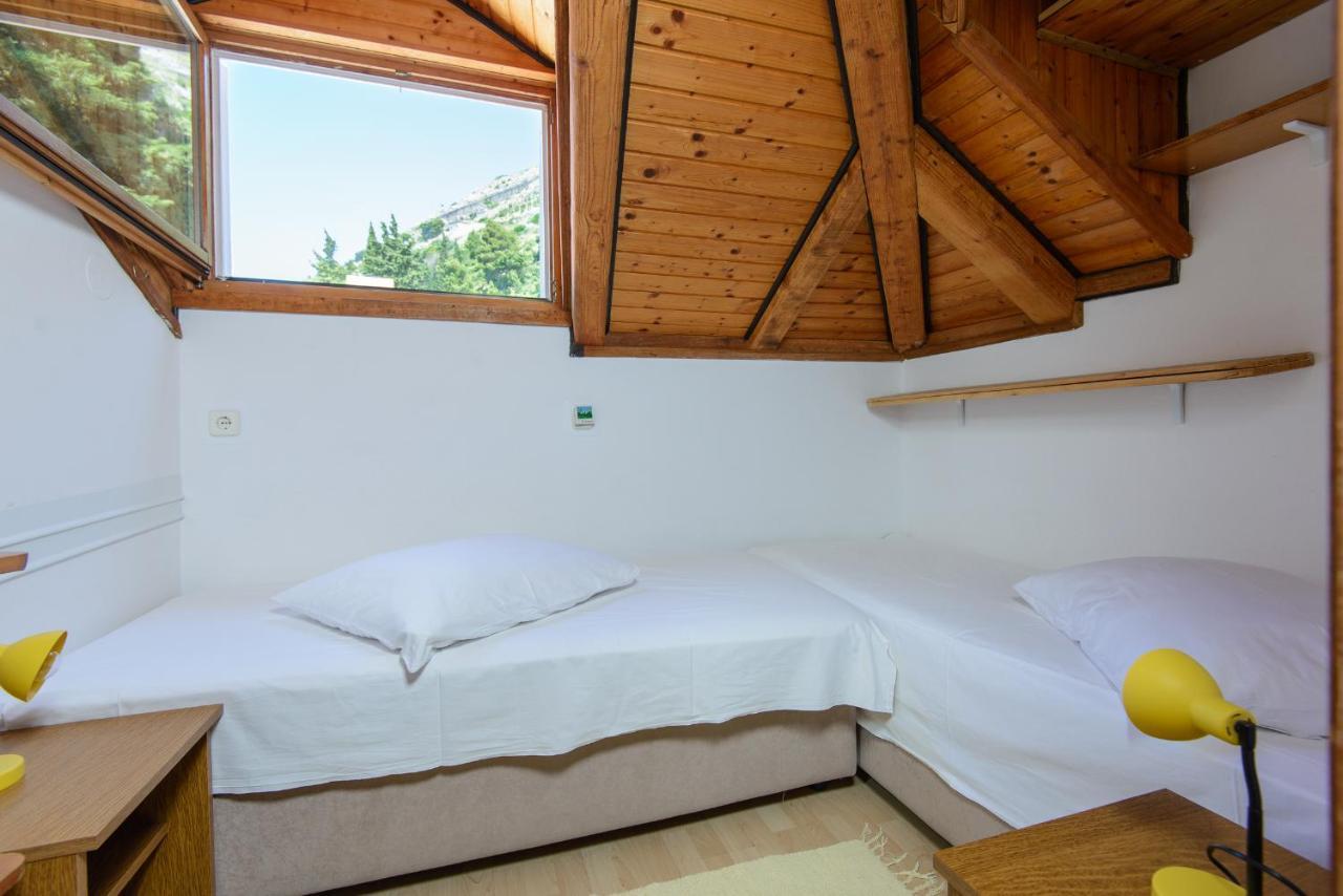 Impeccable 3-Bed Apartment In Dubrovnik Bagian luar foto